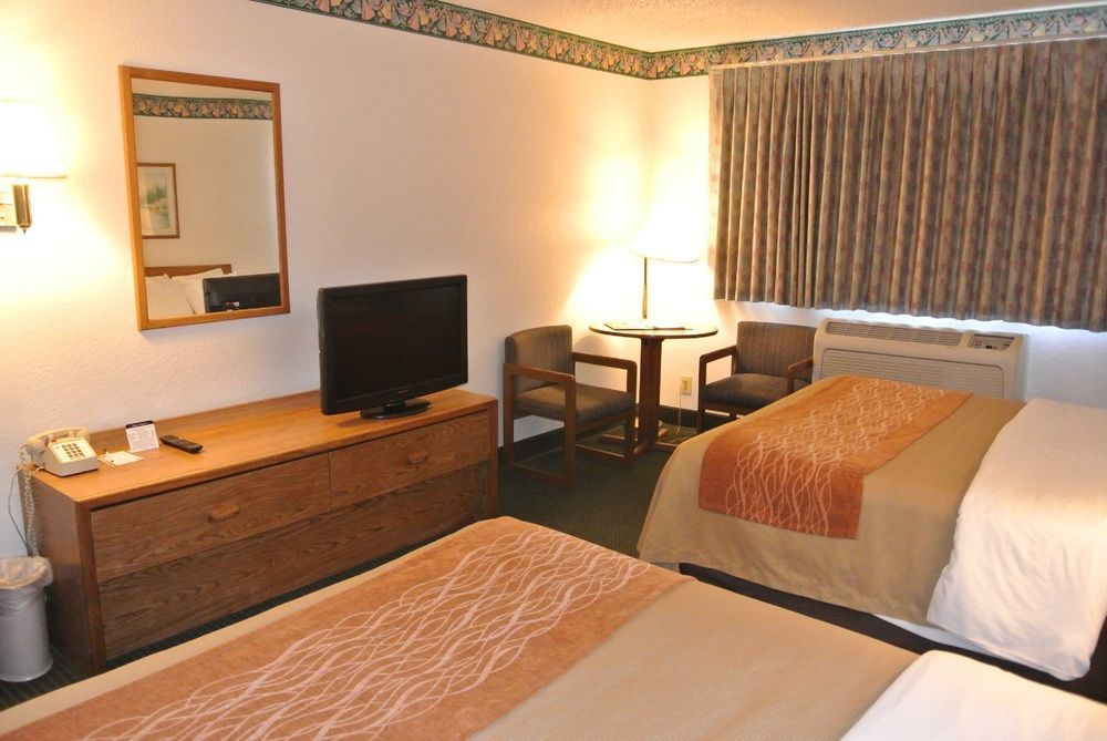 Quality Inn Ozark-Springfield South Exterior foto
